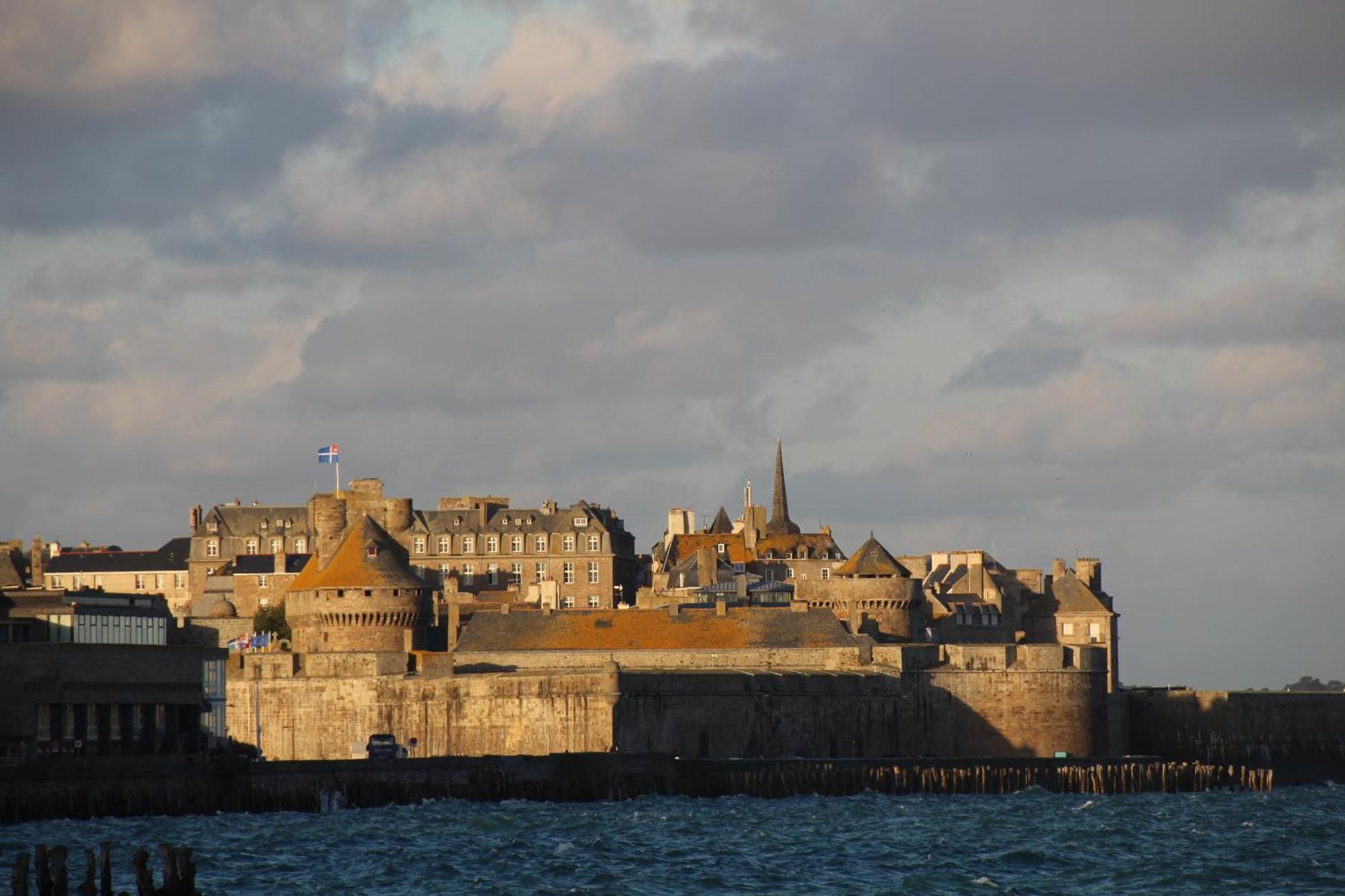 Les Trauchandieres De Saint Malo Exterior foto